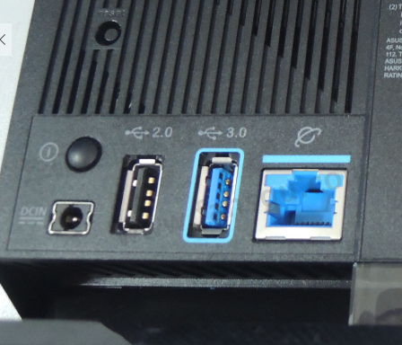 反面的USB.png